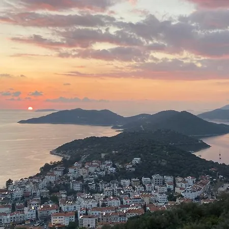 Merkezde Konforlu Apart-1 The Rush-1 * Kaş
